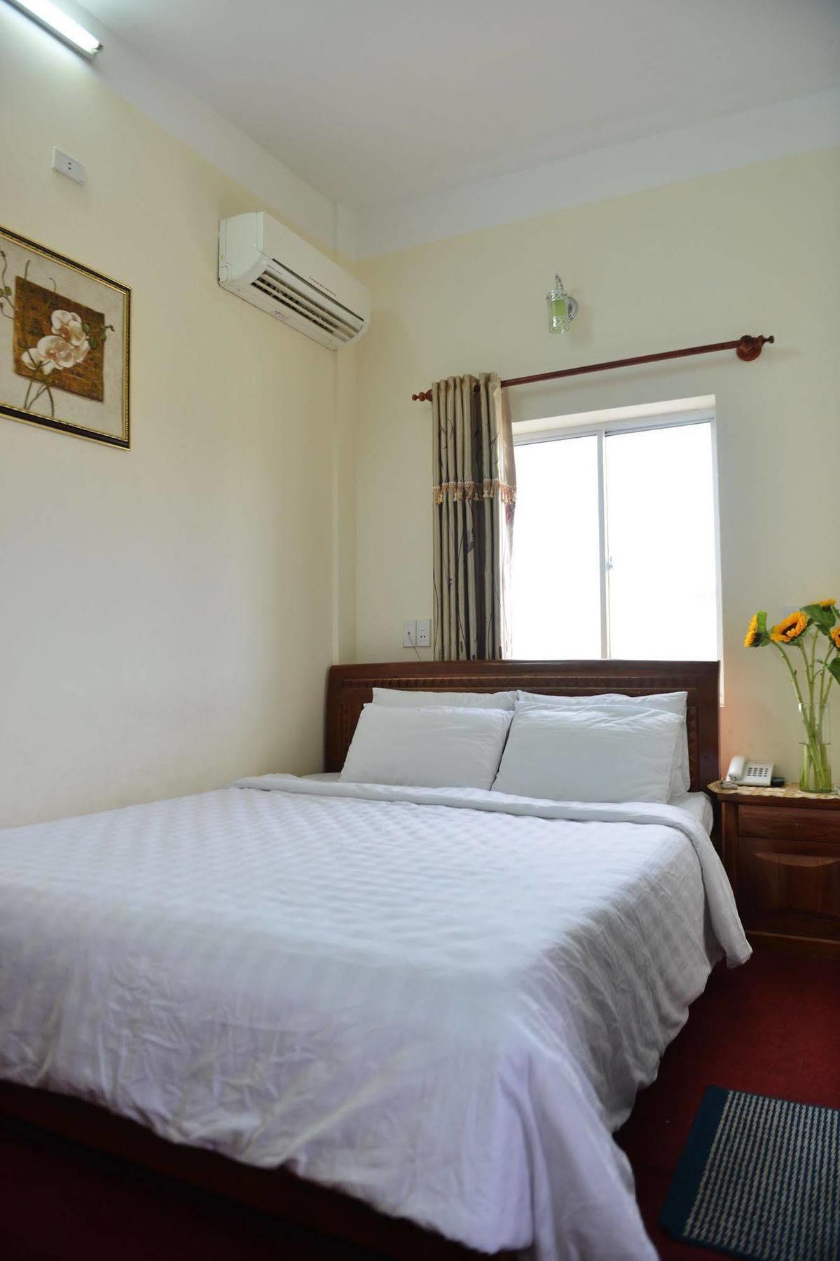 Oc Tien Sa Hotel Đà Nẵng Exterior foto